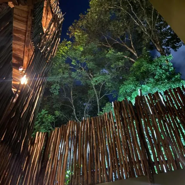 Loba Tulum Male Only, hotel v destinaci Tulum