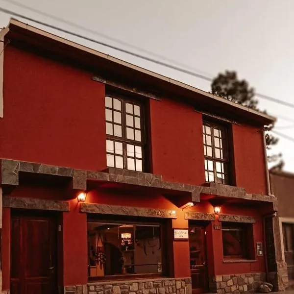 La Colorada Hostal, hotel in Tilcara