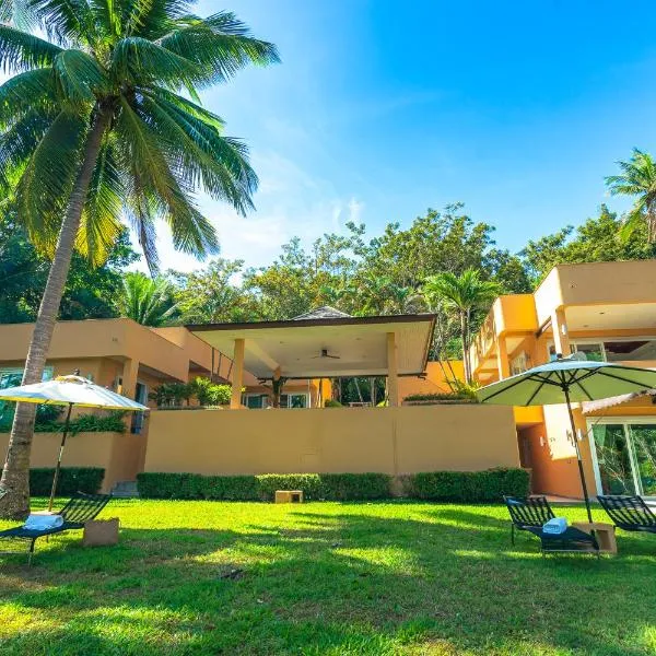 Coral Cove Beachfront Villa - Koh Chang, hotel en Ban Bang Pit Lang