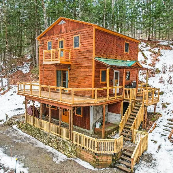 River Road Treehouse Retreat, hotel in Warrensburg