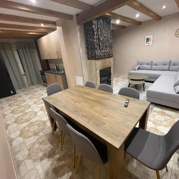 Dom Pod Świerkami, hotel v destinaci Istebna