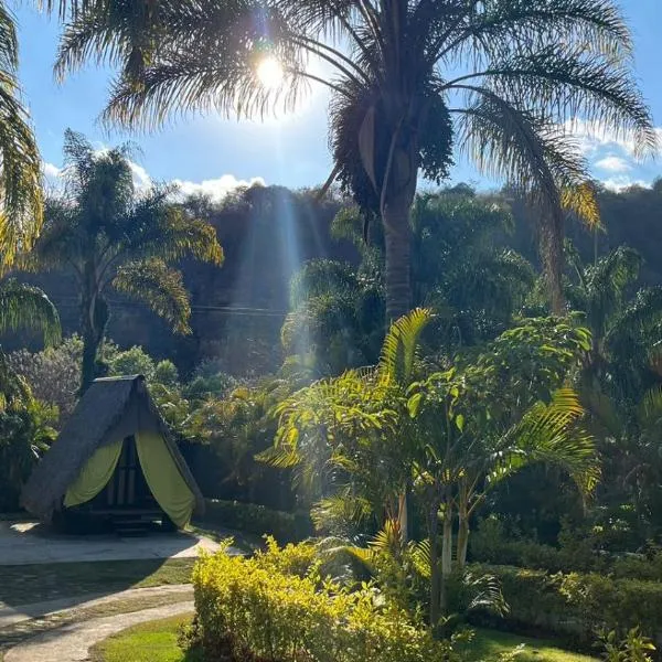 Glamping En Green Hills Mansion Malinalco, hotel en Malinalco