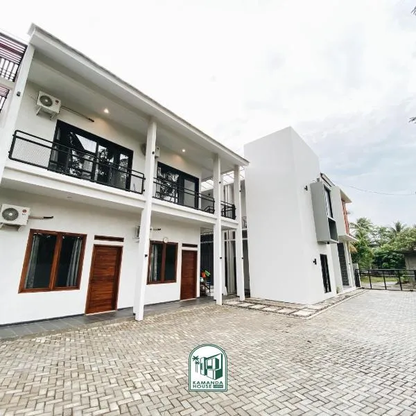 Kmanda House, hotel in Pangandaran