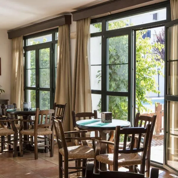 Hotel Tugasa Sierra y Cal, hôtel à Olvera