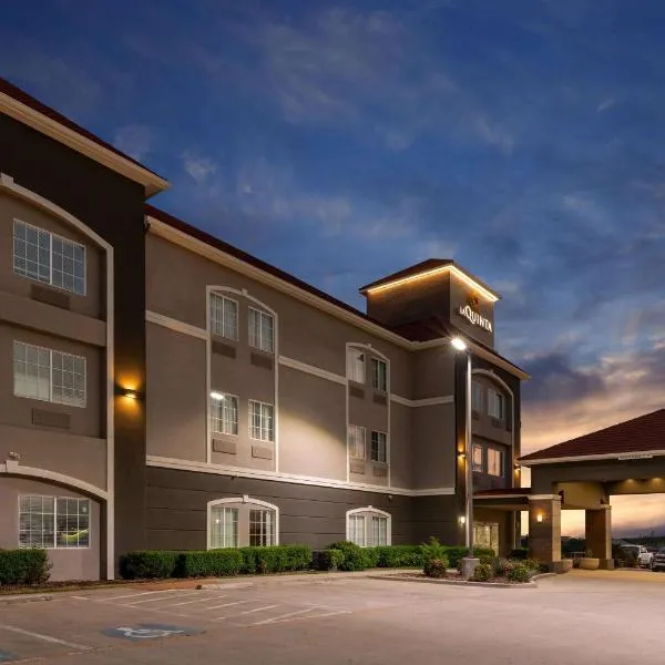 La Quinta by Wyndham Bridgeport, hotel v destinaci Bridgeport