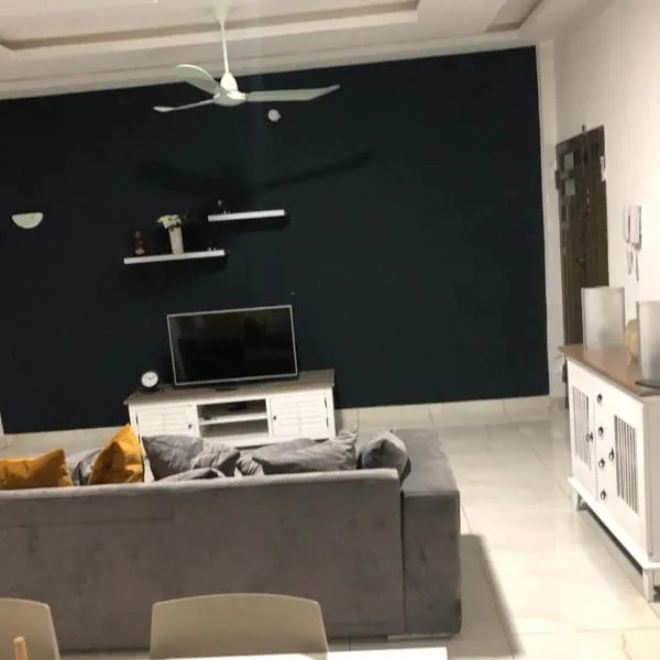 PARADISE HY, khách sạn ở Cotonou