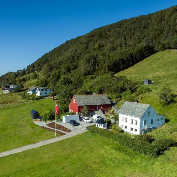 Kråen Gard, hotell sihtkohas Larsnes