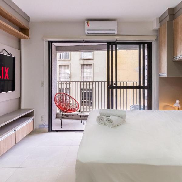 Cama queen | Piscina | Academia | Metrô República