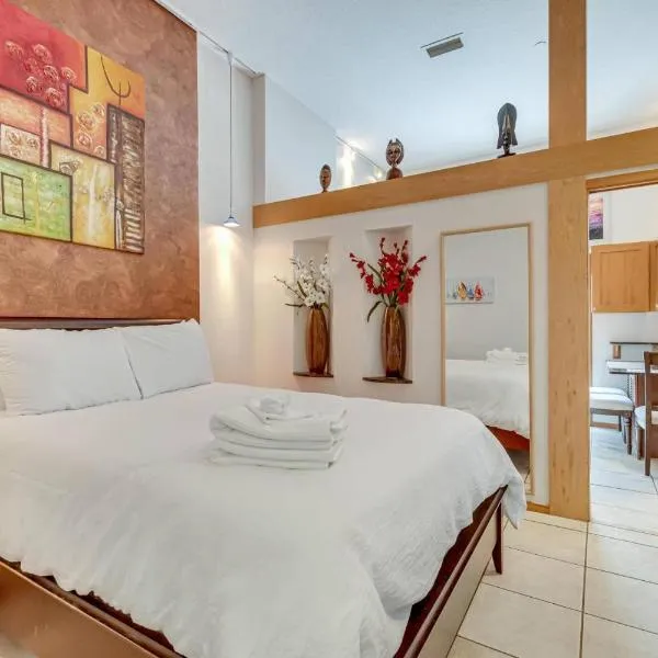 Oasis Condo 402A - European Village - Palm Coast, hotel en Palm Coast