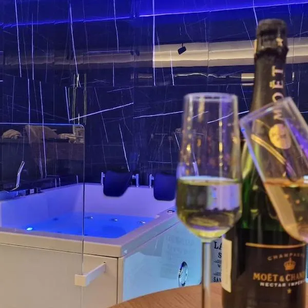 Romantic & Jacuzzi, ξενοδοχείο στα Σκόπια
