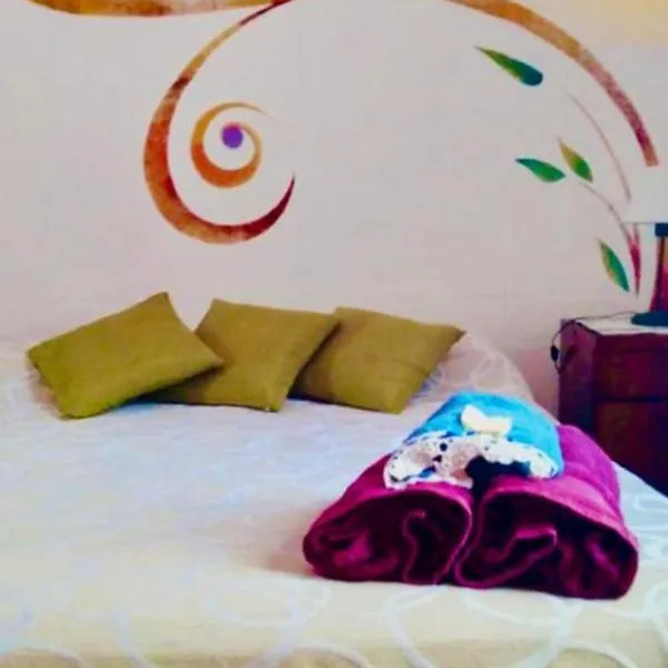 Habitación y baño privado, en SN Bienestar y calma, hotel in San Nicolás de los Arroyos