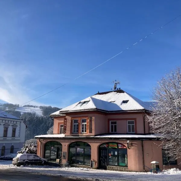 Penzion Breuer, hotel di Jablonec nad Jizerou