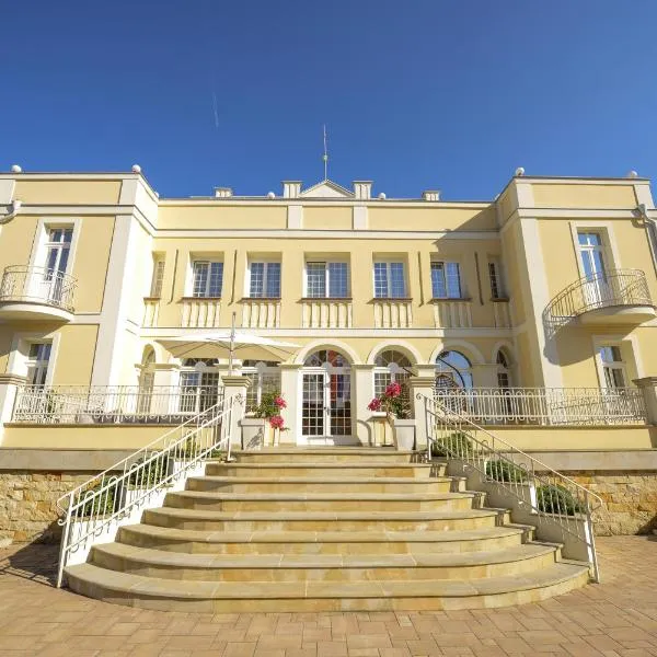 Vila Palas, khách sạn ở Vrnjačka Banja