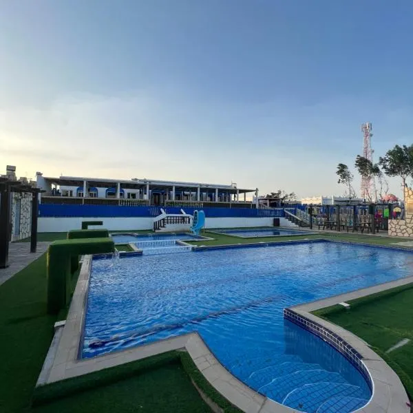 Al-Ashkhara Beach Resort منتجع شاطئ الأشخرة، فندق في الشرقية