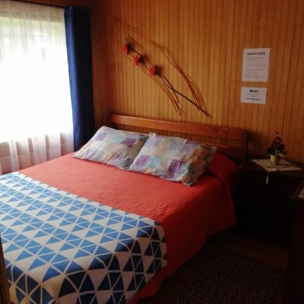 "Mi Hostal Tu Casa" Hostal Familiar SOLO EMPRESAS, TURISTAS y VIAJEROS Espacio para BICICLETAS y MOTOS, hotel v destinaci Puerto Montt