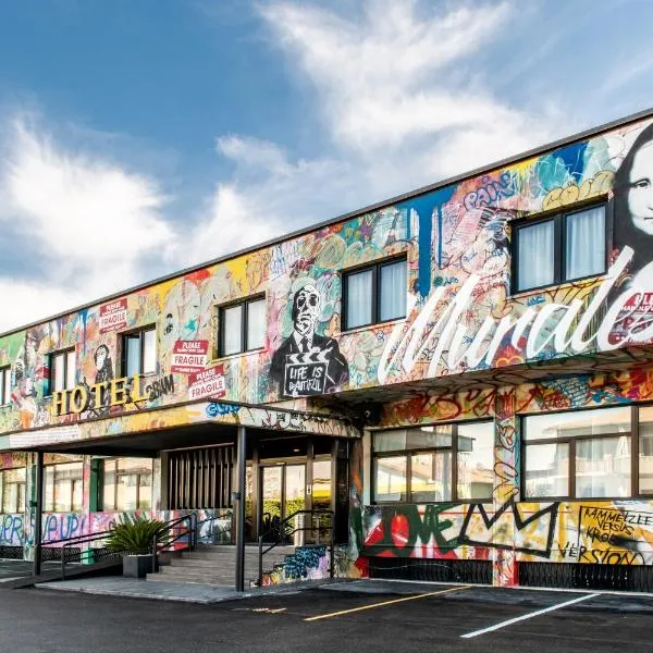 Muraless Art Hotel - WorldHotels Crafted, hotel v destinaci Castel d'Azzano