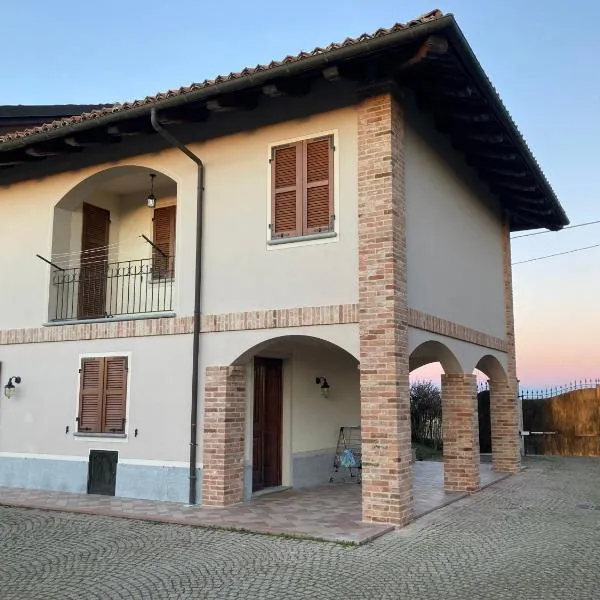 Casa vacanze Martina, hotel in Castagnole Lanze