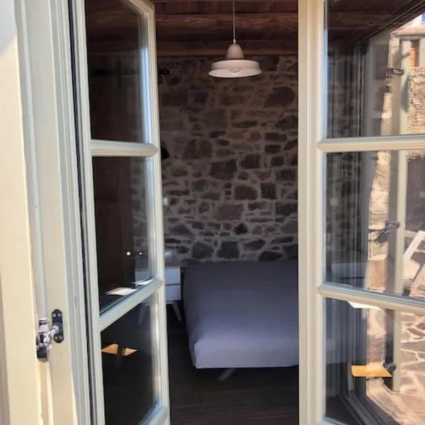 Lemon's Cottage House, Volissos, Chios、Volissosのホテル