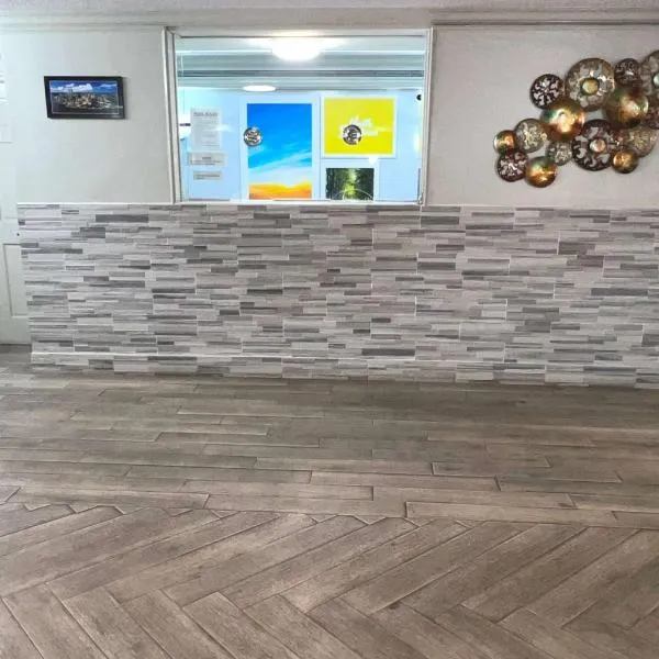 Days Inn by Wyndham Birmingham/West, hotel in Birmingham