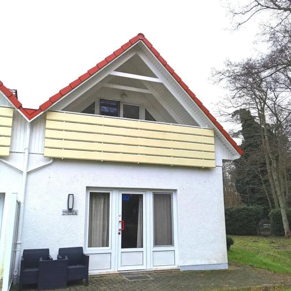 Ferienanlage Haus hinter den Dünen FH 92, hotel v destinaci Prerow