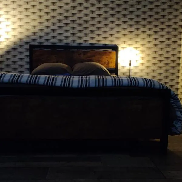 Le Studio G, hotel in Betting-lès-Saint-Avold