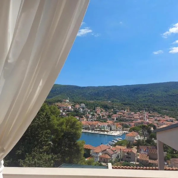 Apartman Marina sa parkingom, hotel in Jelsa