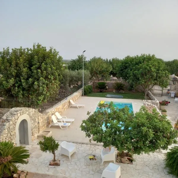 Scicli Città felice, hotel v destinaci Scicli