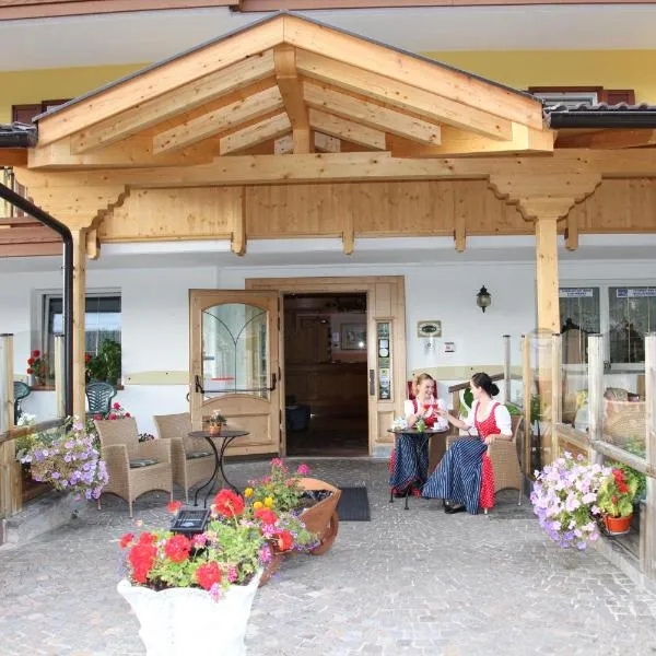 Hotel Zanon, hotel v destinácii Ziano di Fiemme