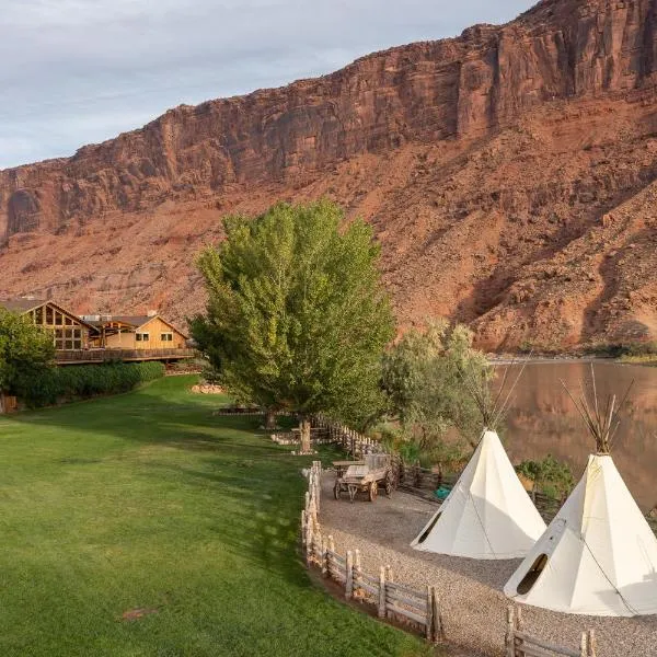Red Cliffs Lodge, hotel in Castle Valley