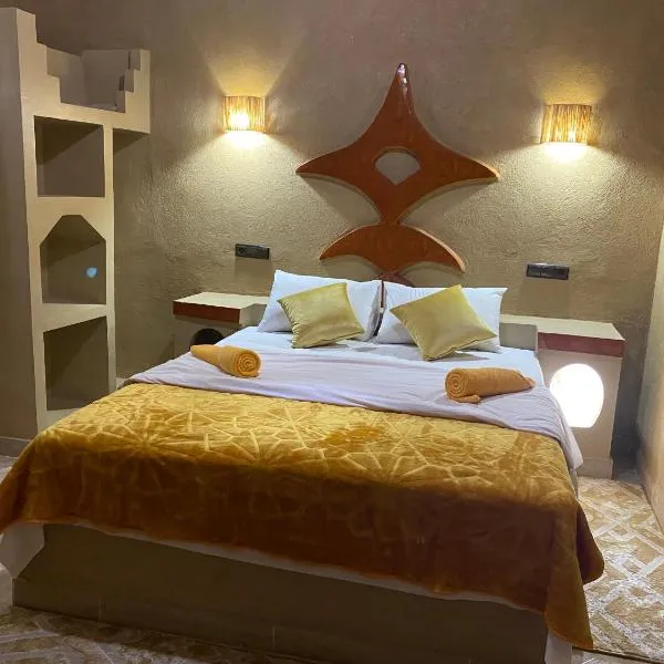 Sunny Place apartments, hotel in Merzouga