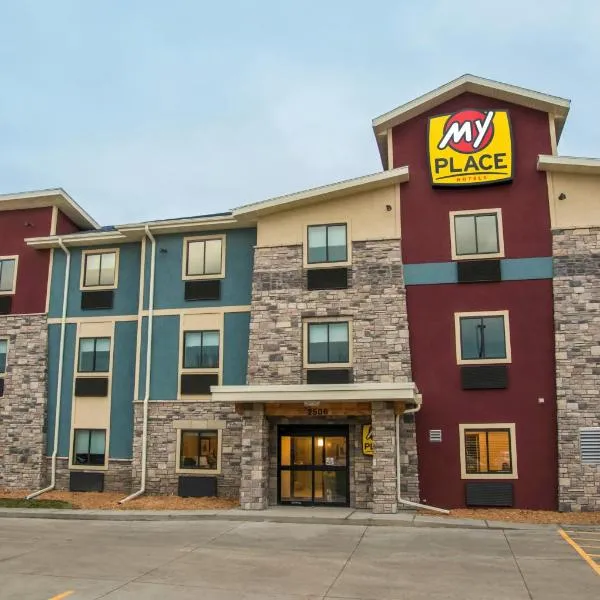 My Place Hotel-Ankeny/Des Moines IA, hotel in Polk City