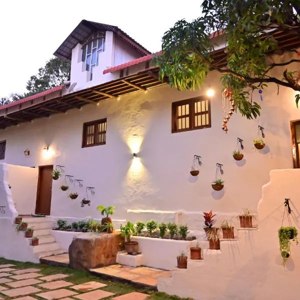 Achalaa Resort, hotel en Malkāpur