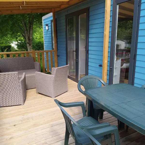 Mobile Home tout confort C13 Domaine de Lanniron, hotel v destinaci Quimper