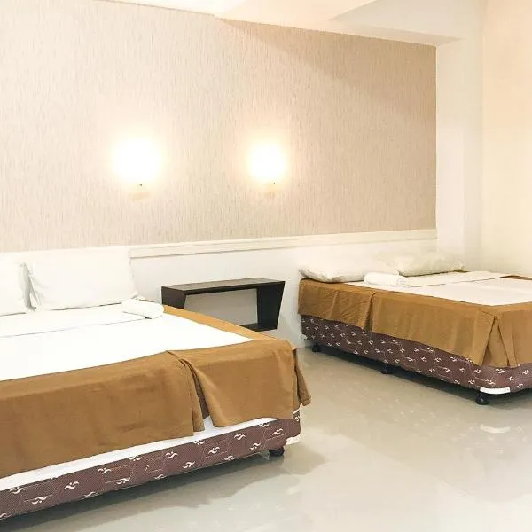 ๋ฐํ์ ์์ผ๋๋์ ์์นํ ํธํ
L and V Bantayan Guest House