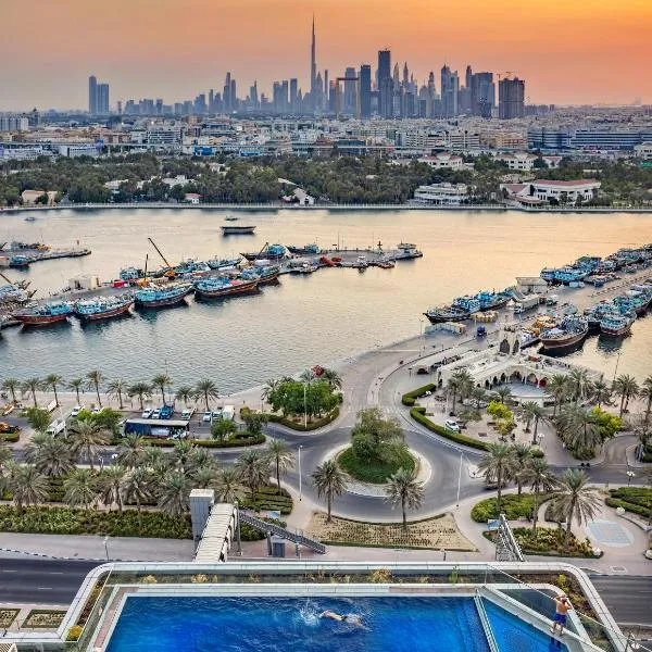 Al Bandar Rotana – Dubai Creek, hotel v Dubaji