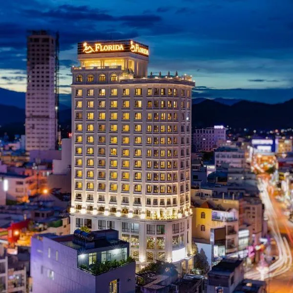 Florida Nha Trang Hotel โรงแรมในDien Khanh