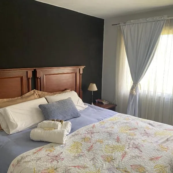 CASA 6 A Malibú 3km del Aeropuerto Podes dejar tu auto, hotel v destinaci Villa Allende