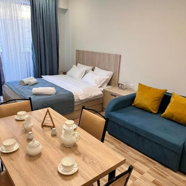 gudauri twins apartment 231, hotel em Kʼumlistsʼikhe