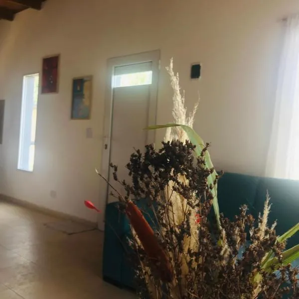 Casita en plottier, hotel v mestu Plottier