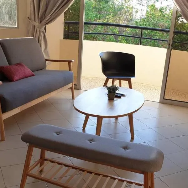 1. Luxury Kristal condo 1 丹绒亚路市中心高級住宅, hotel en Kota Kinabalu