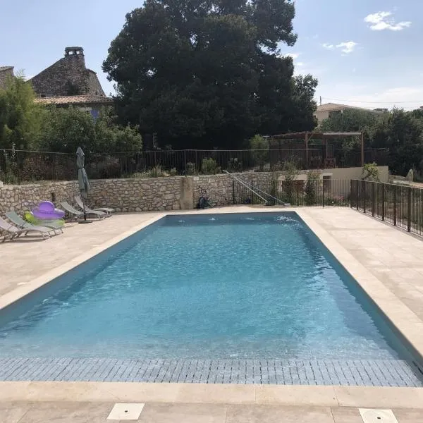 Chambre d'hôtes Lavande- A l'Ombre des Tilleuls, viešbutis mieste Lagorce