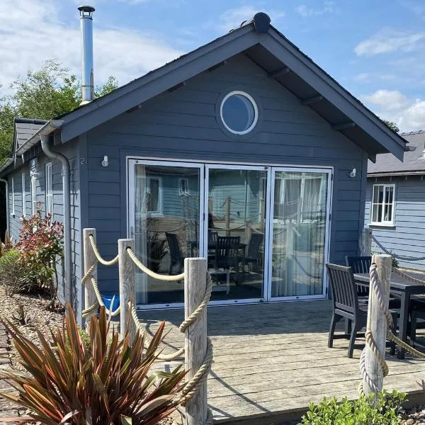 Sandy Bay Hideaway, hotel in Filey