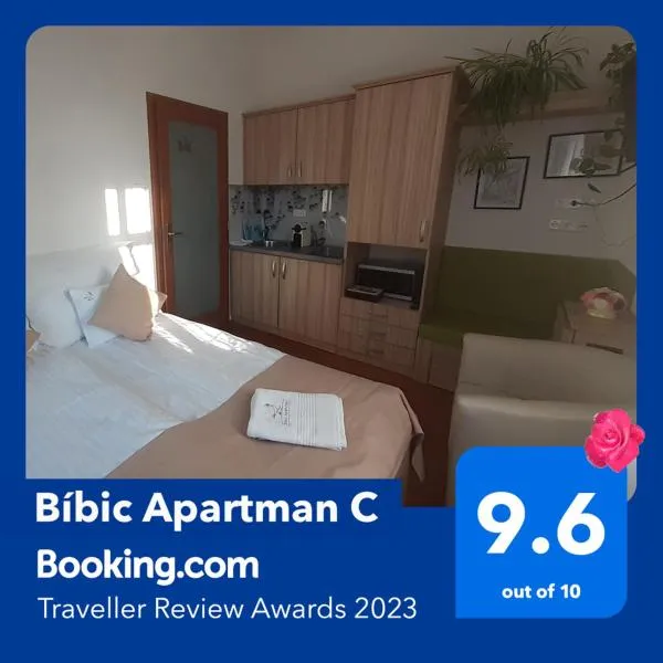 Bíbic Apartman C, hotel v destinaci Kápolnásnyék