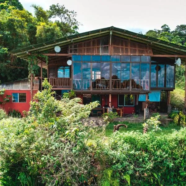 Birds & Breakfast Costa Rica, hotel en Tigra