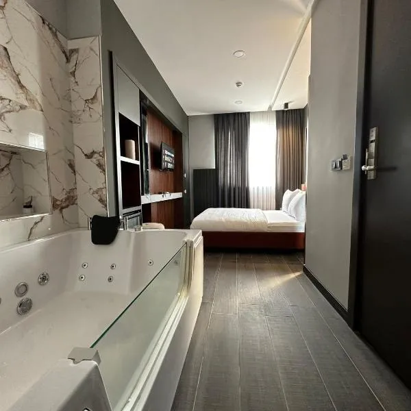 Second Suit Hotel, hotel in Istanbul