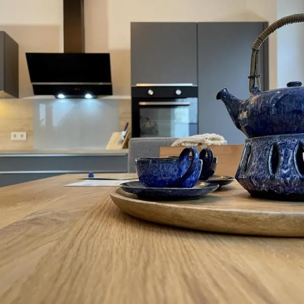 Am Kutterhafen 1 - NORDLIEBE, Hotel in Fedderwardersiel