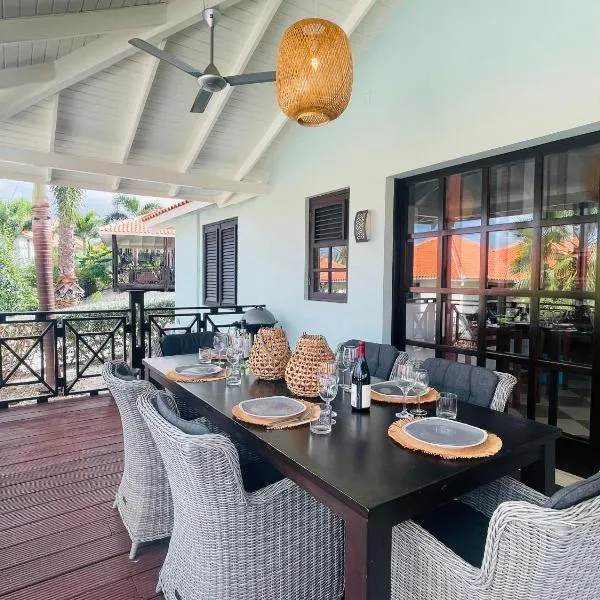Tip! Blue Bay Beachvilla 12 - Blue Bay Resort, hotel u gradu Dorp Sint Michiel