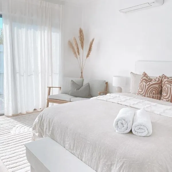 The Hideaway - Guest House, hotel v destinaci Warrnambool