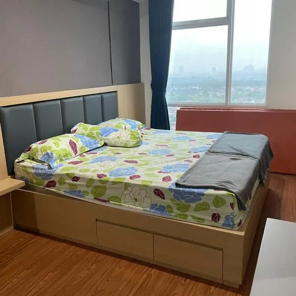 Luxury Apartemen Grand Lagoon Sungkono Surabaya, hotel a Dukuhpakis