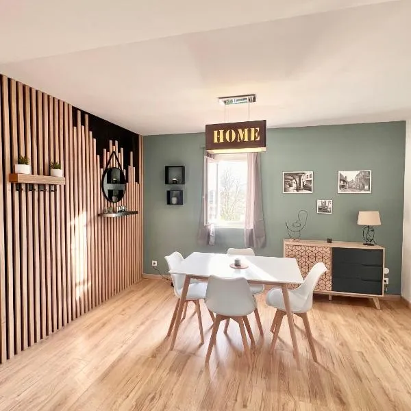 Appartement 400 m du centre, מלון בלוהא